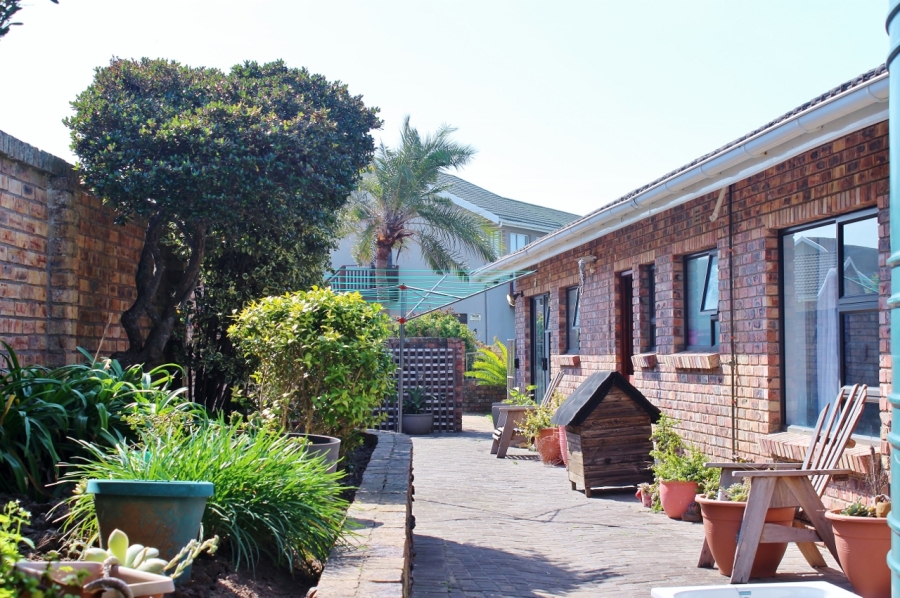 4 Bedroom Property for Sale in Forest Downs Eastern Cape